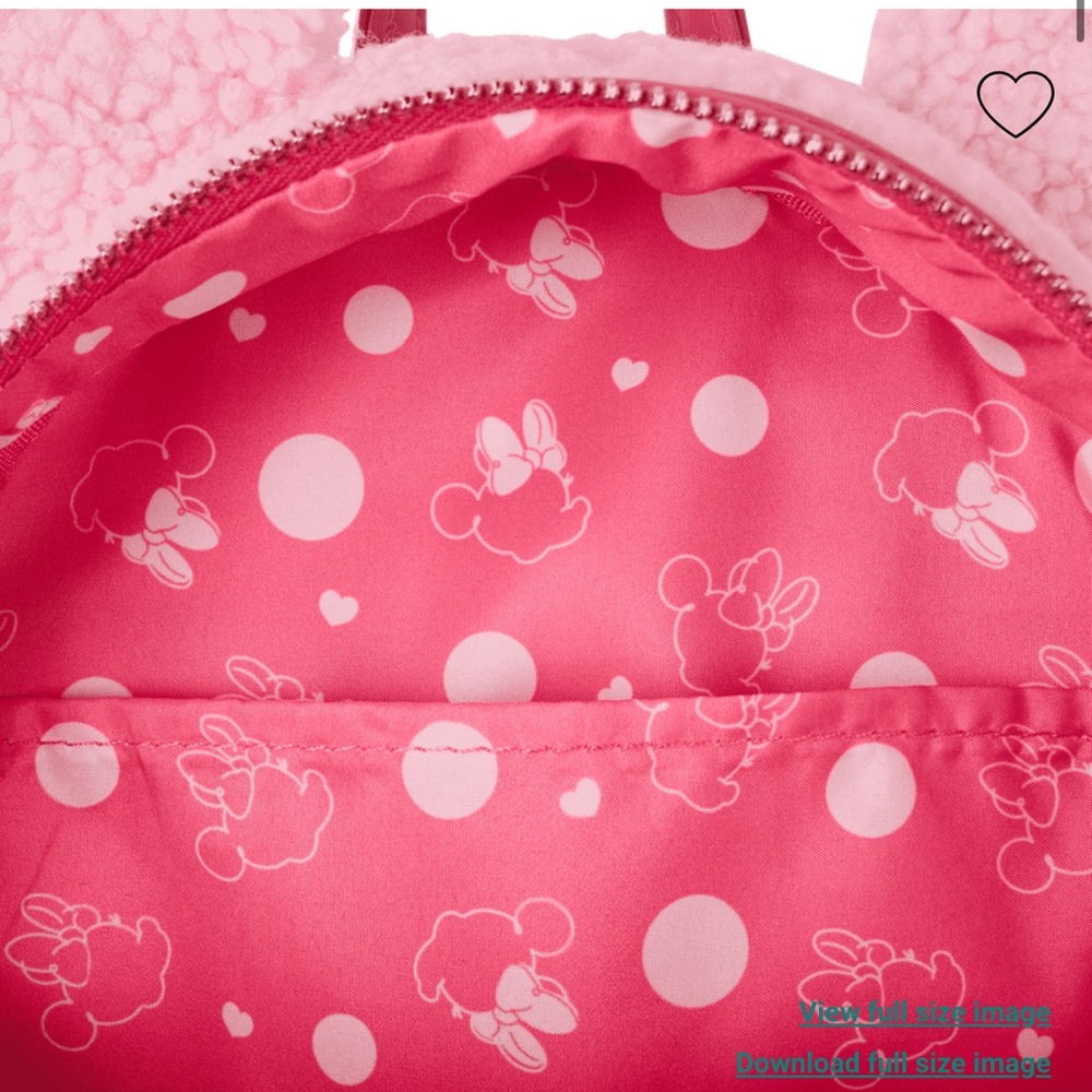 Loungefly Minnie Mouse Exclusive Hearts Strawberry Scented Sherpa Bundle - Picture 12 of 13